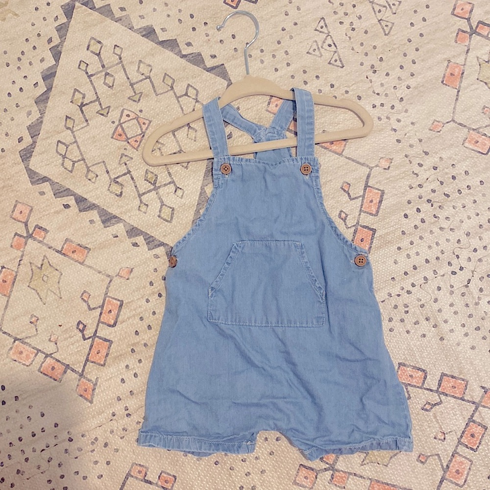 Zara Gender Neutral Shortall 6-9 months